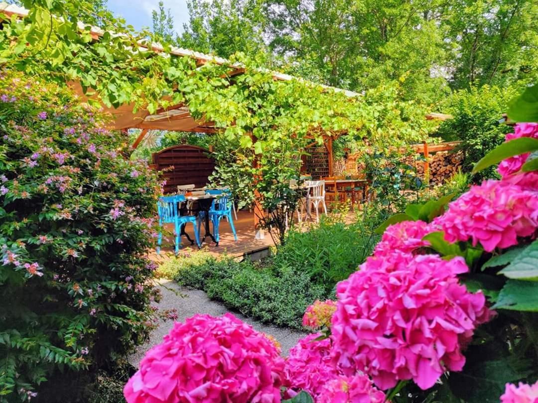 La Ciboulette Bed & Breakfast Foix Bagian luar foto